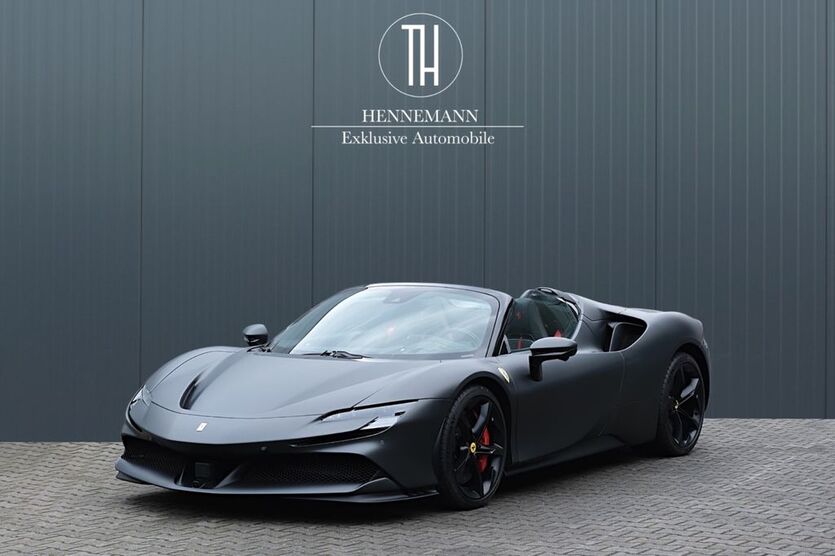Ferrari SF90 1.950 km 498.999 € Bremen 28207