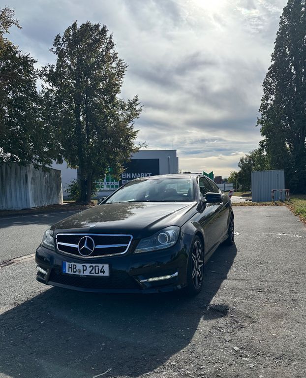 Mercedes-Benz C 250 178.000 km 13.900 € Bremen 28211