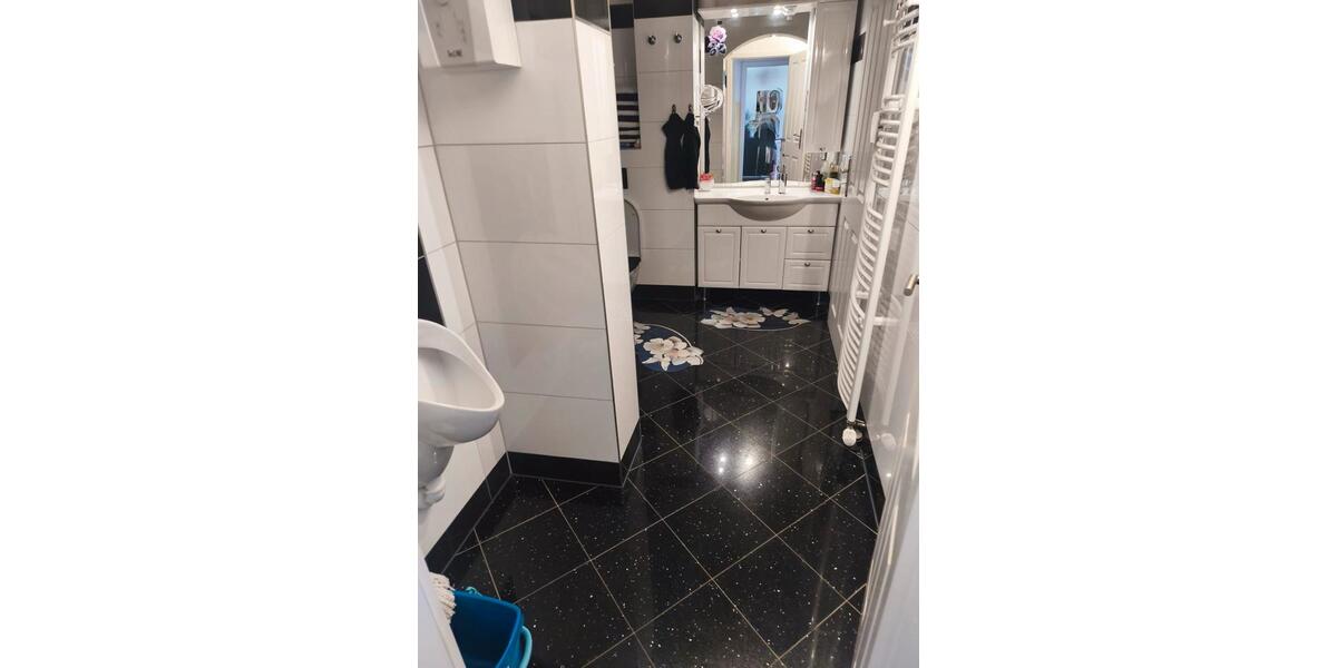 Etagenwohnung Bremen - 2 Zimmer, 60 m&sup2;, 220.000&euro; | Angebot:27112735