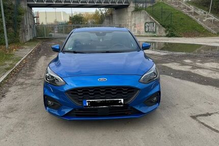 Ford Focus 61.000 km 16.700 &euro; Bremen 28309
