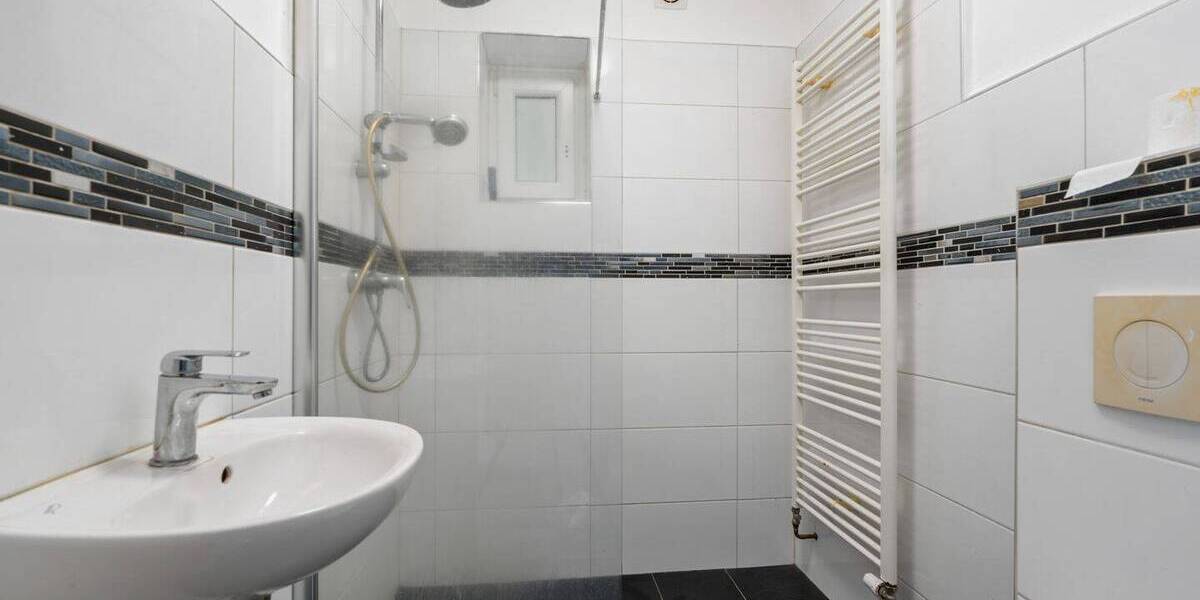 Etagenwohnung Bremen Woltmershausen - 3 Zimmer, 79 m&sup2;, 185.000&euro; | Angebot:26499659