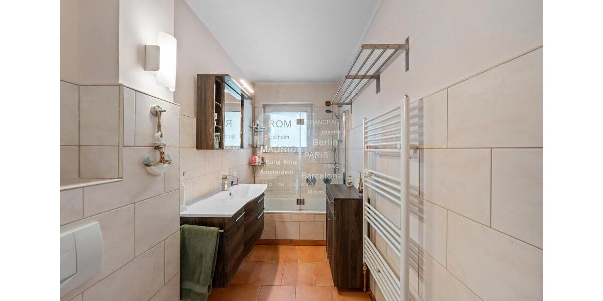 Etagenwohnung Bremen Neustadt - 3 Zimmer, 76 m&sup2;, 199.000&euro; | Angebot:26556830
