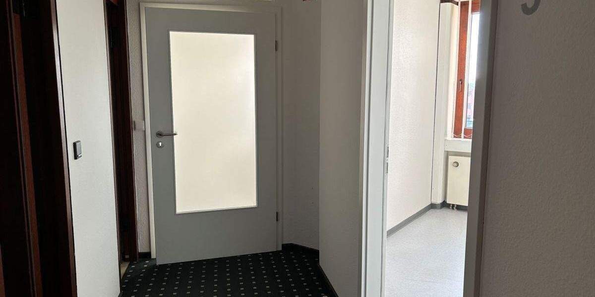 Gewerbeobjekt Stuhr Brinkum - 7 Zimmer, 150 m&sup2;, 285.000&euro; | Angebot:24311198