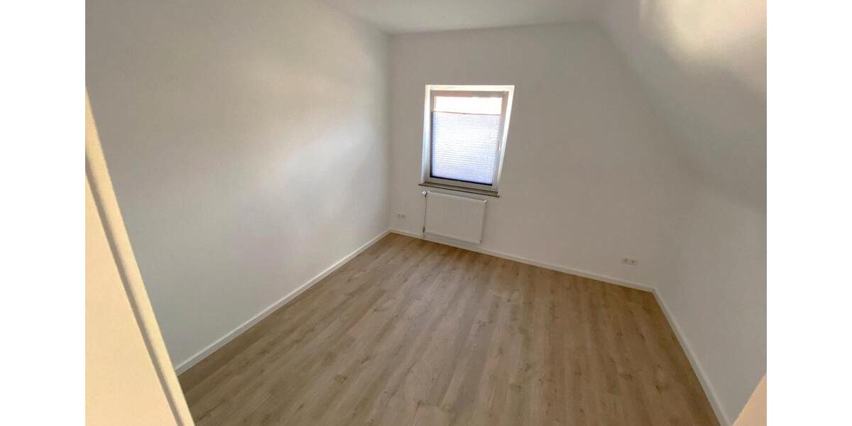 Mehrfamilienhaus, Wohnhaus Bremen Blumenthal - 8 Zimmer, 250 m&sup2;, 625.000&euro; | Angebot:26134214