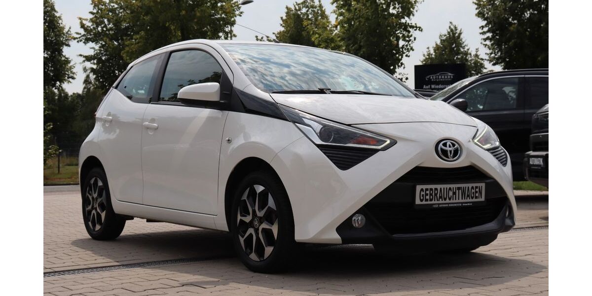 Toyota Aygo (X) 108.550 km 7.950 &euro; Delmenhorst 27751