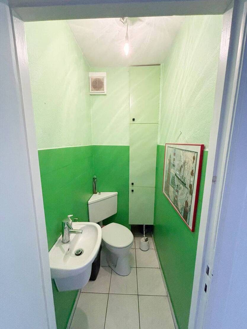 1a Lage… Bremen-Schwachhausen schmuckes MFH 3 Wohneinheiten + Keller, idyllischer Garten in Südwestlage 9 zimmer