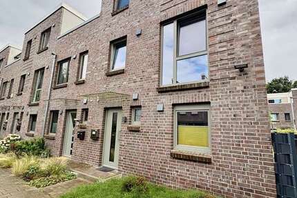 Haus Bremen Hemelingen - 5 Zimmer, 146 m&sup2;, 1.950&euro; | Angebot:27263233