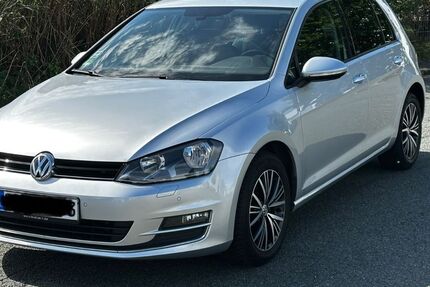 VW Golf 233.000 km 8.490 &euro; Bremen 28357