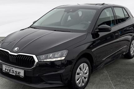 Skoda Fabia 72.553 km 12.930 &euro; Sottrum 27367