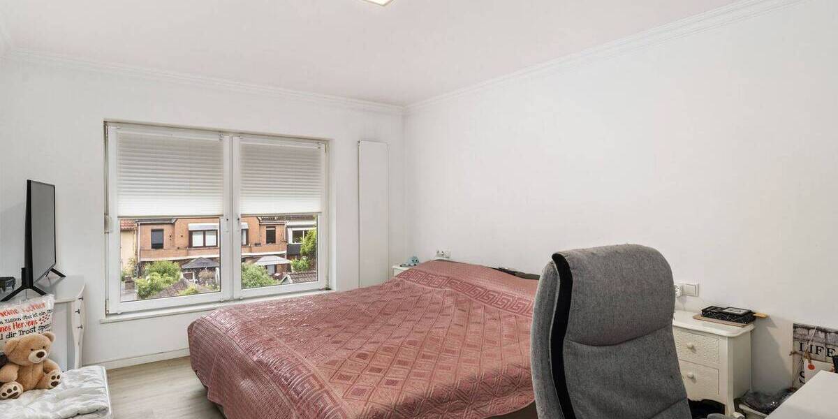 Reihenmittelhaus Bremen Lindenhof - 7 Zimmer, 167 m&sup2;, 489.000&euro; | Angebot:26796070