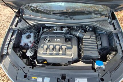 VW Tiguan 147.000 km 16.000 &euro; Bremen 28327