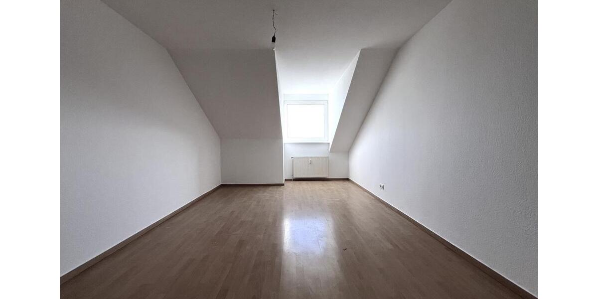 Dachgeschoßwohnung Oyten - 3 Zimmer, 70 m&sup2;, 640&euro; | Angebot:26022670