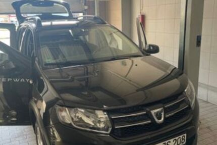 Dacia Sandero 80.000 km 5.900 € Bremen 28307