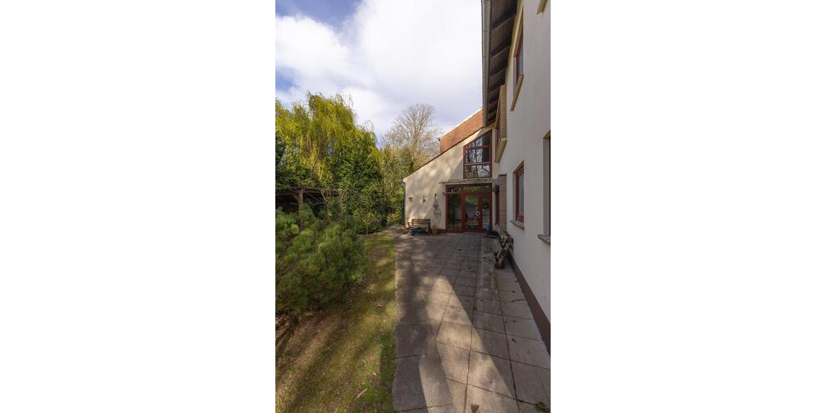 Einfamilienhaus Bremen Huchting - 6 Zimmer, 240 m&sup2;, 540.000&euro; | Angebot:26121304