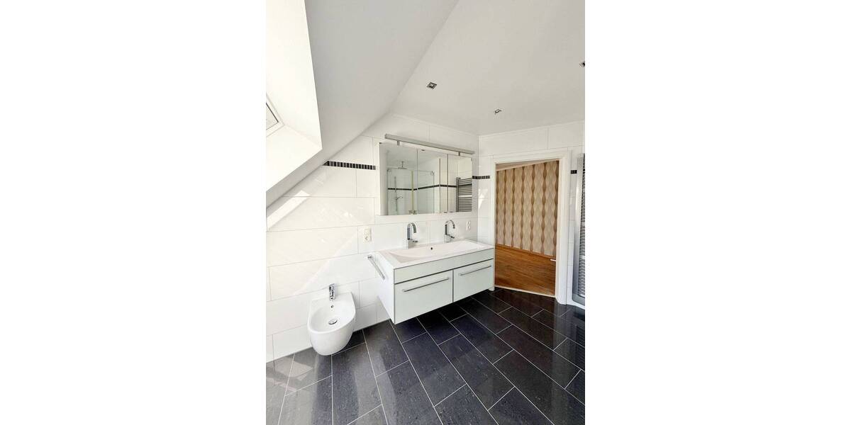 Einfamilienhaus Stuhr Brinkum - 5 Zimmer, 250 m&sup2;, 649.000&euro; | Angebot:26189530