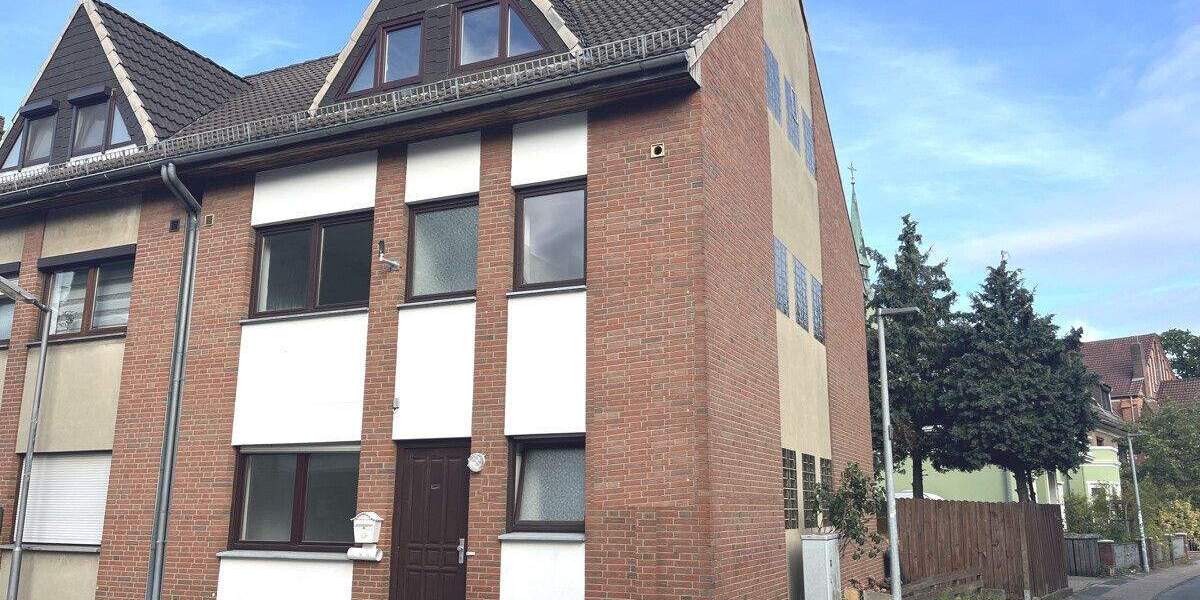 Reihenendhaus Bremen / Blumenthal Blumenthal - 7 Zimmer, 157 m&sup2;, 215.000&euro; | Angebot:25746240