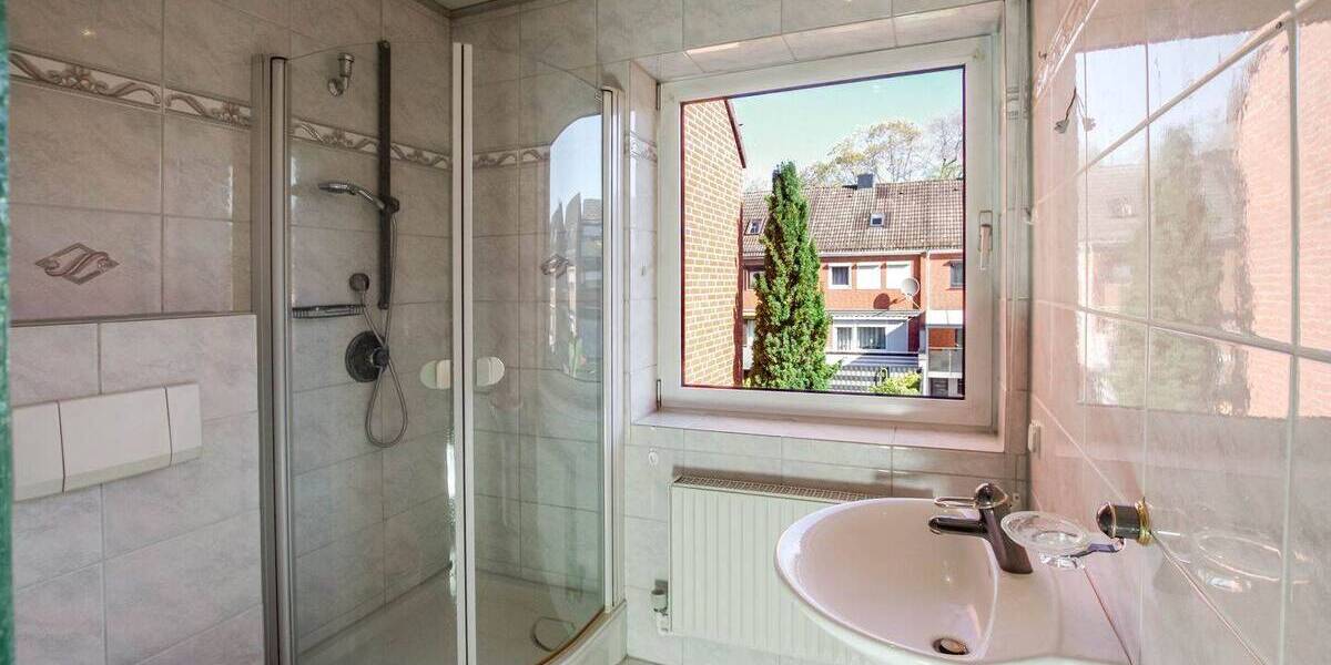 Reihenmittelhaus Bremen Tenever - 4 Zimmer, 110 m&sup2;, 269.000&euro; | Angebot:26273864