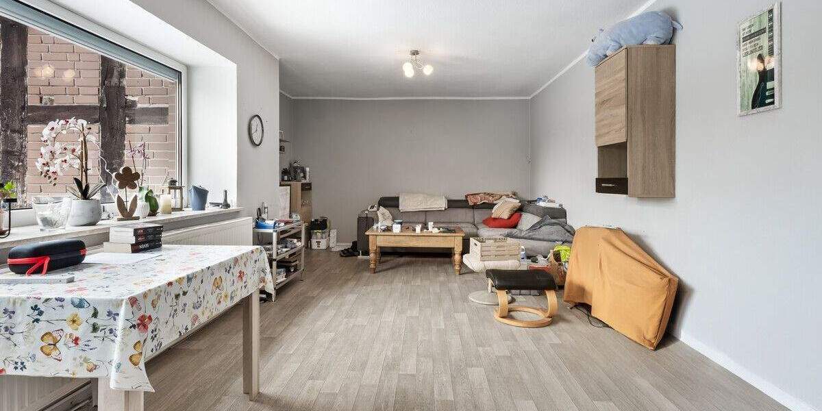 Doppelhaushälfte Emtinghausen - 6 Zimmer, 127 m&sup2;, 299.000&euro; | Angebot:25670976