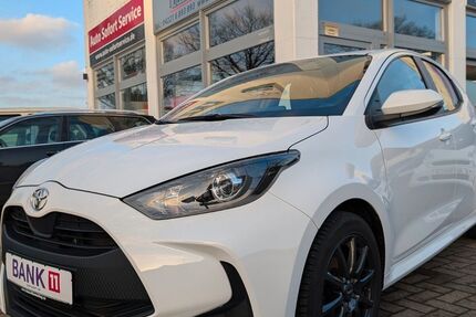 Toyota Yaris 57.000 km 14.880 &euro; Delmenhorst (bei Bremen) 27751