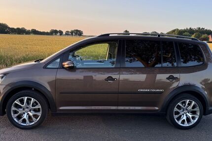 VW Touran 173.000 km 13.999 &euro; Sottrum 27367