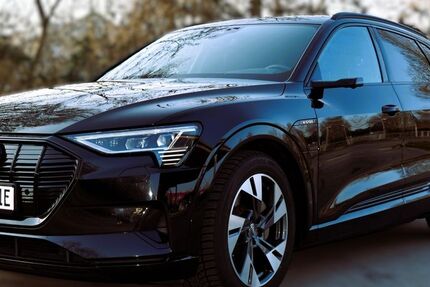 Audi e-tron 105.000 km 32.800 &euro; Osterholz-Scharmbeck 27711