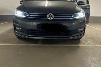VW Touran 86.500 km 23.500 € Bremen 28279