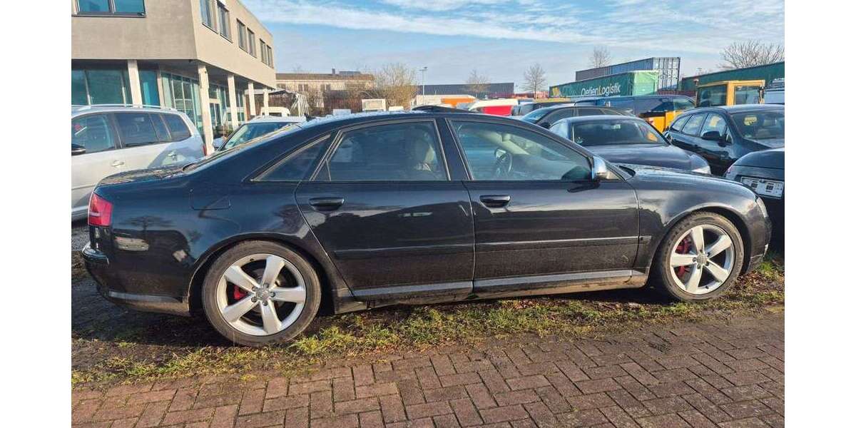 Audi A8 250.000 km 5.900 &euro; Achim 28832
