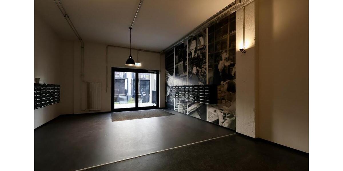 Etagenwohnung Bremen Häfen - 2 Zimmer, 90 m&sup2;, 1.289&euro; | Angebot:25476216