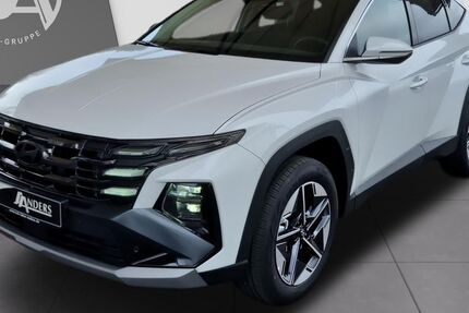 Hyundai TUCSON 9.990 km 33.880 € Achim 28832