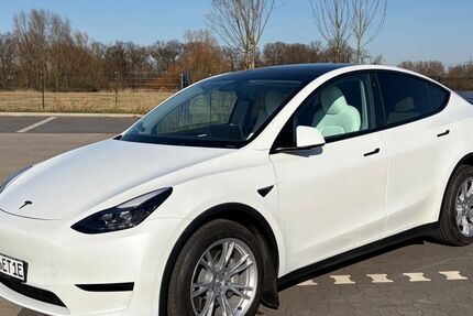 Tesla Model Y 38.000 km 31.900 &euro; Osterholz-Scharmbeck 27711