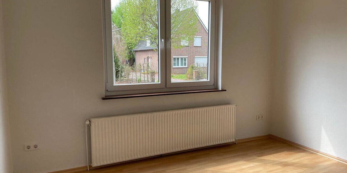 Mehrfamilienhaus, Wohnhaus Hude - 6 Zimmer, 160 m&sup2;, 395.000&euro; | Angebot:26595207
