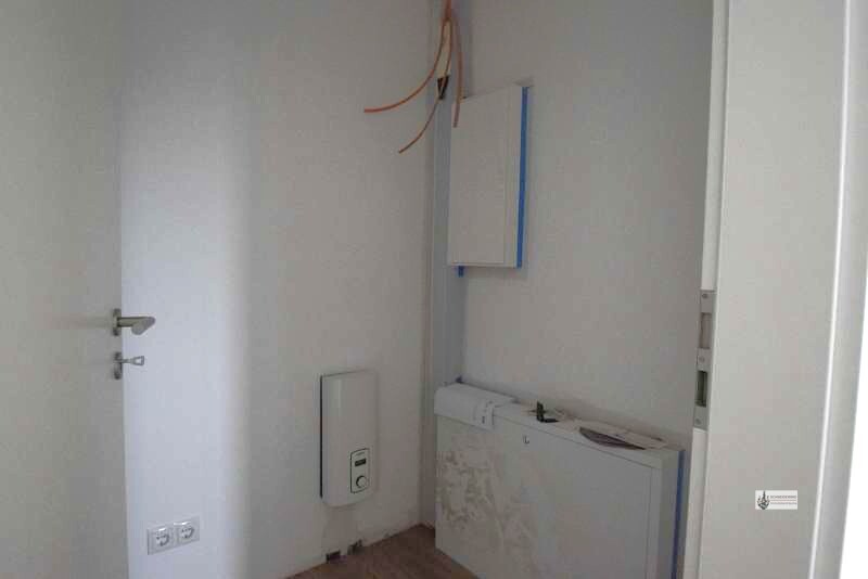 Hoch moderne Penthouse-Wohnung Neubau zum 1.7.2026 Rollläden + Stellplatz + Dachterrasse ohne Küche - Einfamilienhaus Weyhe Leeste | Angebot:26774140