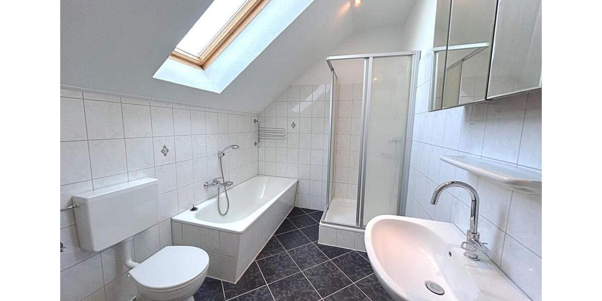 Etagenwohnung Hude (Oldenburg) - 2 Zimmer, 75 m&sup2;, 750&euro; | Angebot:24864610