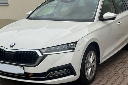 Skoda Octavia 124.000 km 17.849 € Bremen 28309