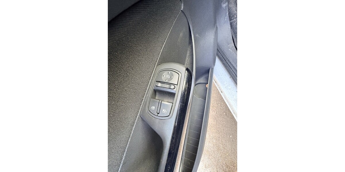 Opel Corsa 111.000 km 1.500 &euro; Bassum 27211