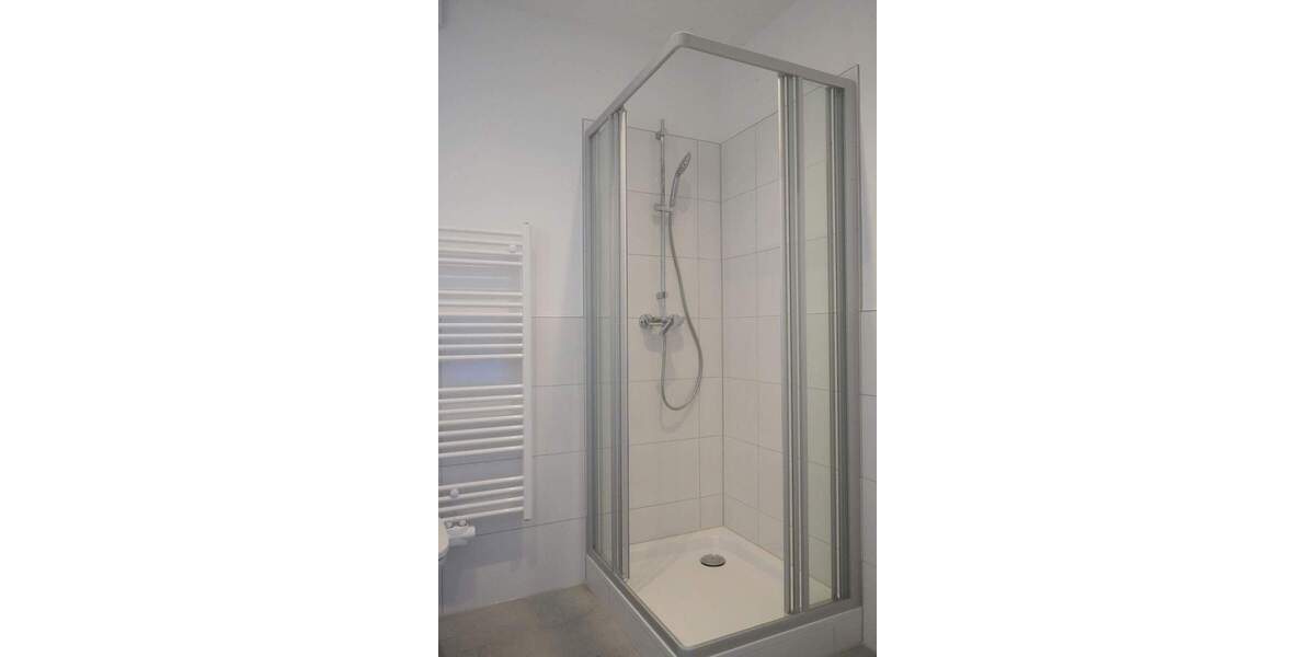 Etagenwohnung Bremen Woltmershausen - 2 Zimmer, 67 m&sup2;, 790&euro; | Angebot:25401963