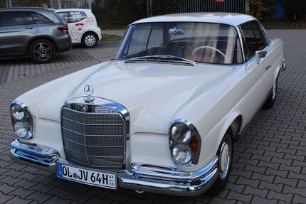Mercedes-Benz 220 186.000 km 46.500 &euro; Ganderkesee 27777