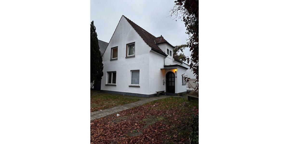 Einfamilienhaus Bremen Huchting - 8 Zimmer, 162 m&sup2;, 310.000&euro; | Angebot:24831515