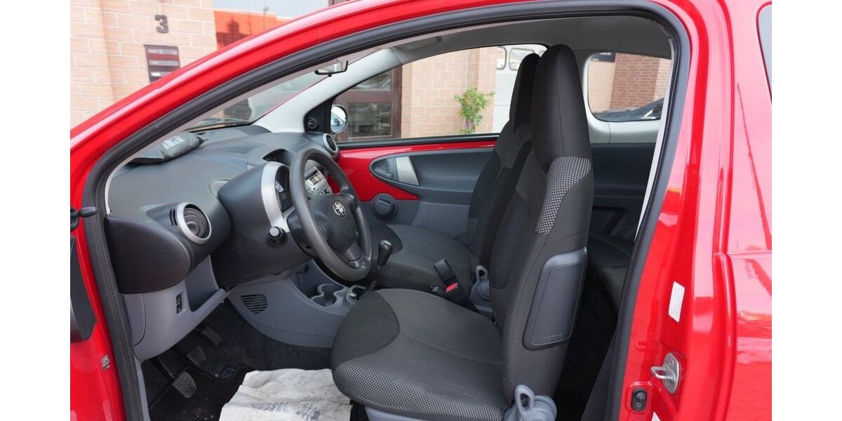 Toyota Aygo 82.123 km 3.500 &euro; Bremen 28195