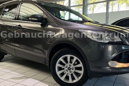 Ford Kuga 85.800 km 12.990 € Bremen 28207