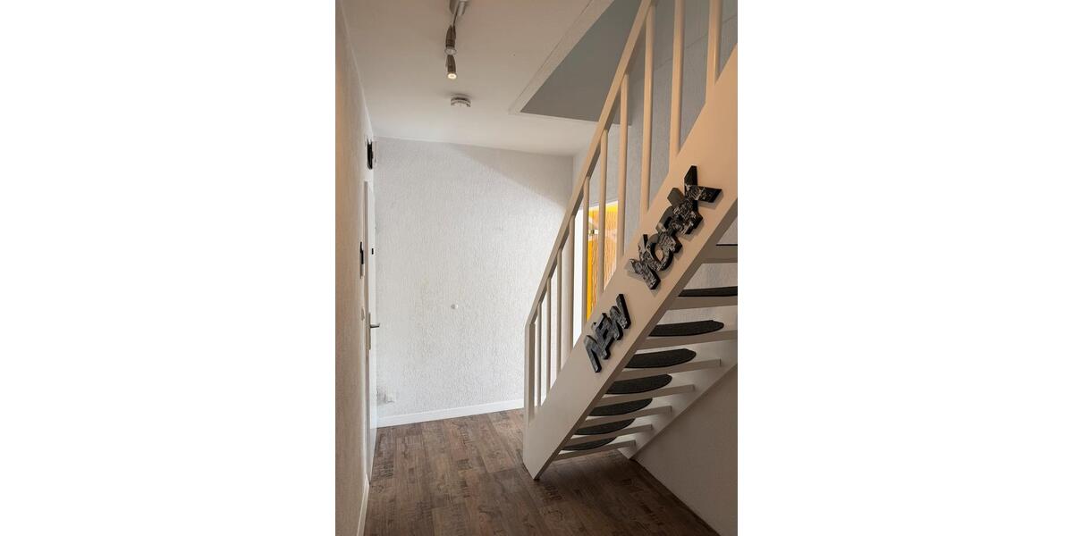 Mehrfamilienhaus, Wohnhaus Bremen Neustadt - 3 Zimmer, 88 m&sup2;, 245.000&euro; | Angebot:26748604