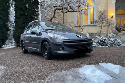 Peugeot 207 111.500 km 3.300 &euro; Achim 28832