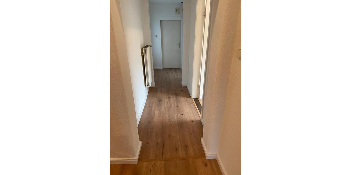 Etagenwohnung Delmenhorst - 5 Zimmer, 120 m&sup2;, 1.250&euro; | Angebot:26632954