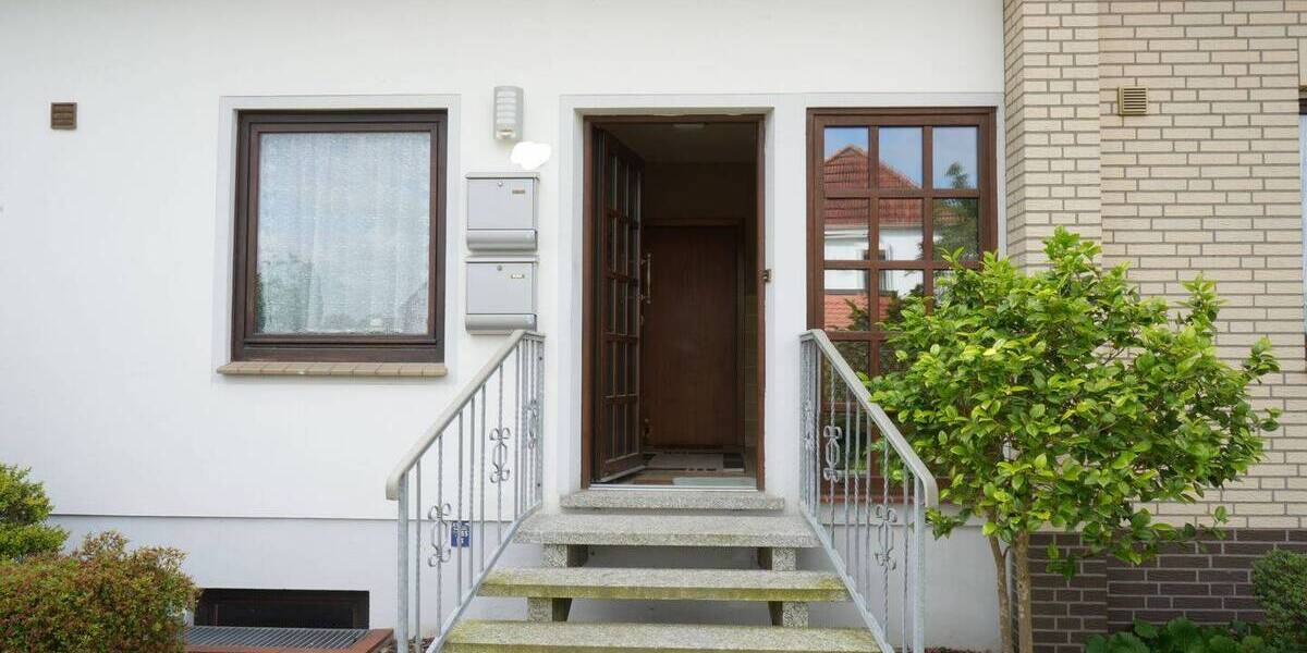 Etagenwohnung Bremen Mahndorf - 3 Zimmer, 90 m&sup2;, 985&euro; | Angebot:26887691