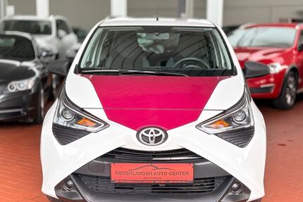 Toyota Aygo (X) 87.000 km 8.999 &euro; Bremen 28199