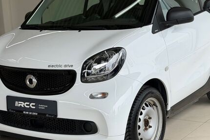 Smart ForTwo 63.876 km 7.940 &euro; Stuhr 28816