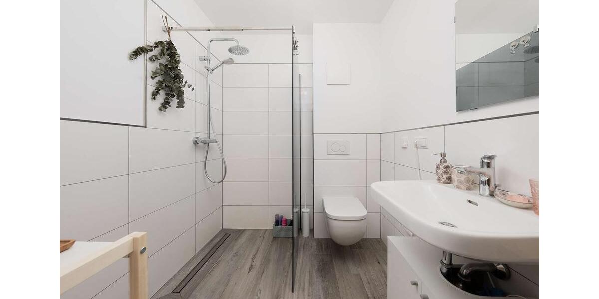 Erdgeschoßwohnung Bremen Östliche Vorstadt - 2 Zimmer, 61 m&sup2;, 1.200&euro; | Angebot:24866924