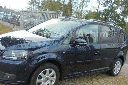 VW Touran 218.000 km 8.950 € Achim 28832