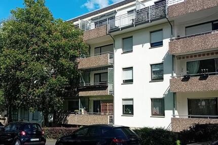 Wohnung 3 Zimmer, Küche, Diele, Bad, Abstellraum,Garage, v.Privat