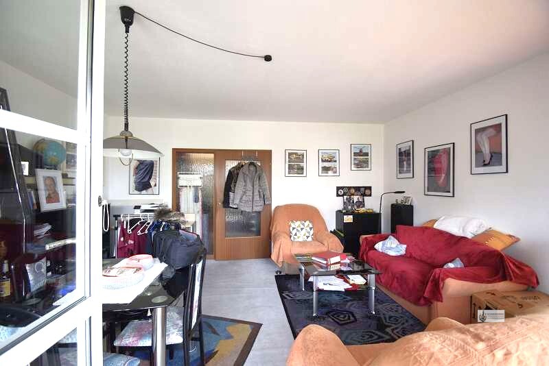 Frisch renovierte 2 Zi - Wohnung mit 67 m² Wfl. + Einbauküche mit Garage und Garten - Erdgeschoßwohnung Stuhr | Angebot:26283477